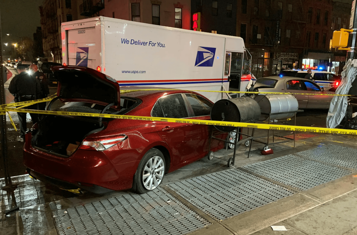 New York personal injury lawyer, New York car accident lawyer, USPS mail truck accident